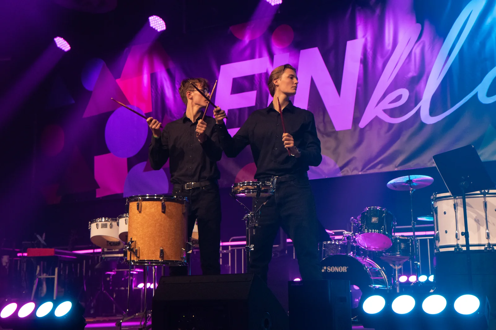 Percussion-Musikerinnen am Mikrofon bei EINklang 2026.